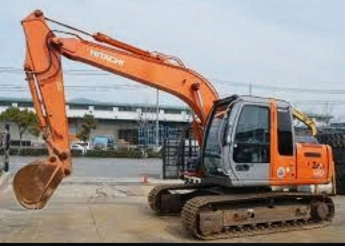 12 tonne Hitachi Zaxis excavator performing bulk earthworks